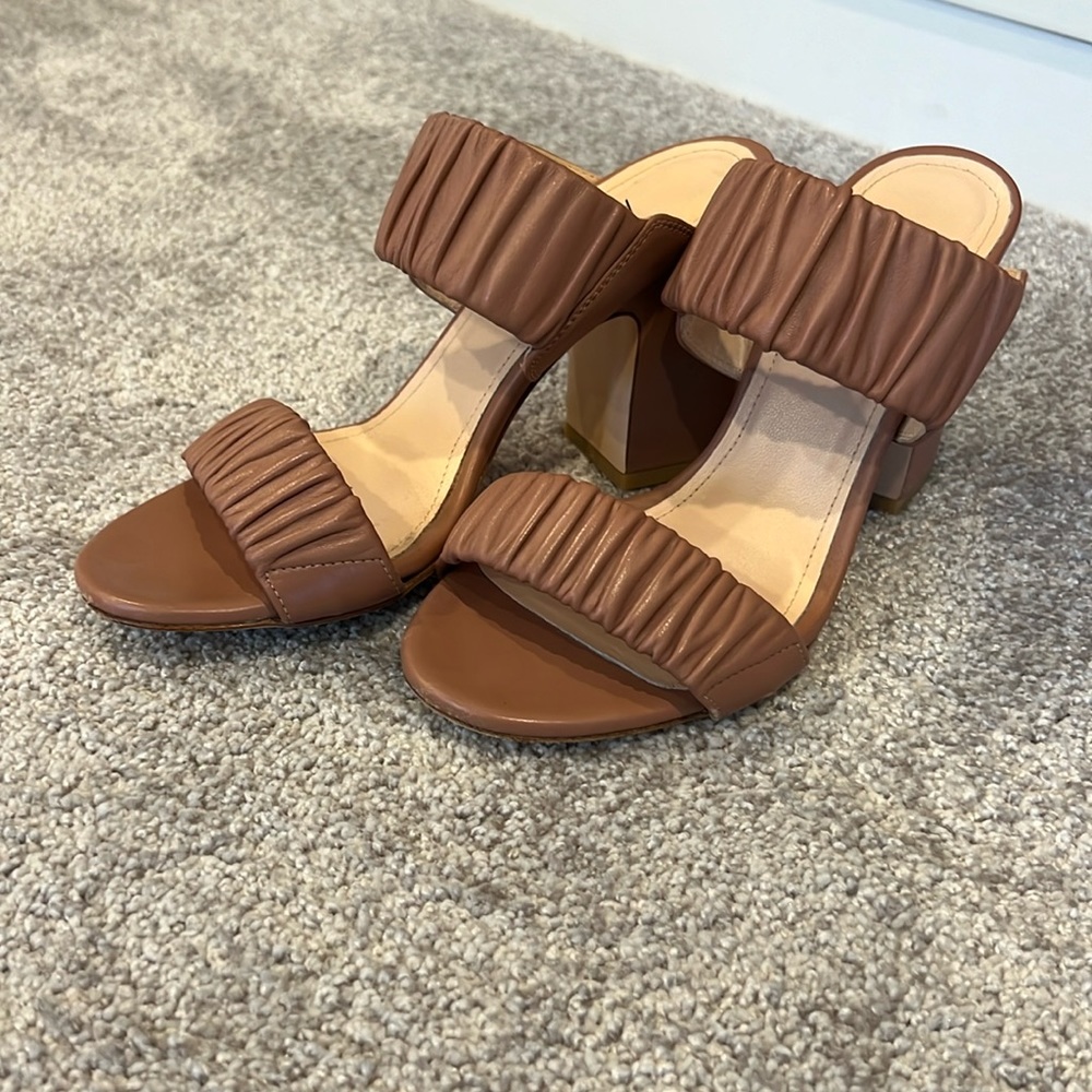 AGL sandals
